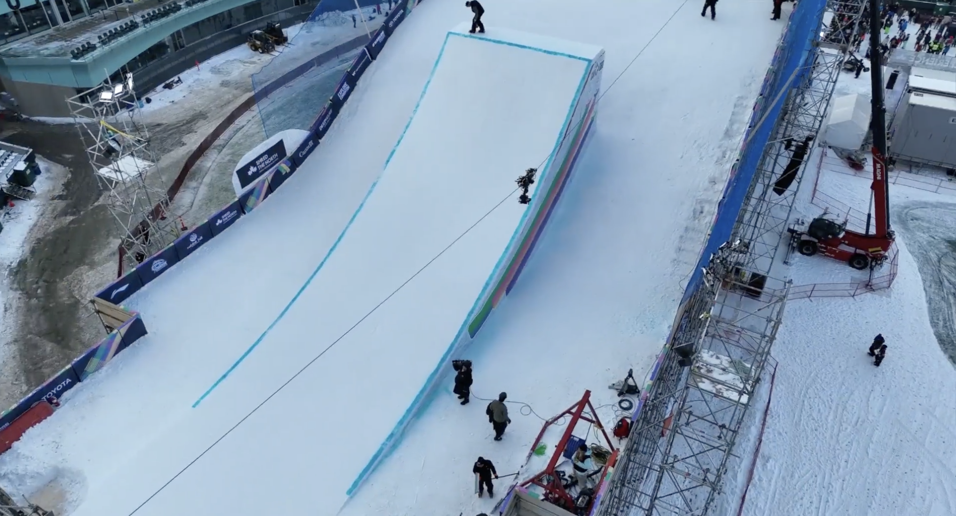 Filmer au-dessus du public : Cable Cam ou drone ? : photo 3