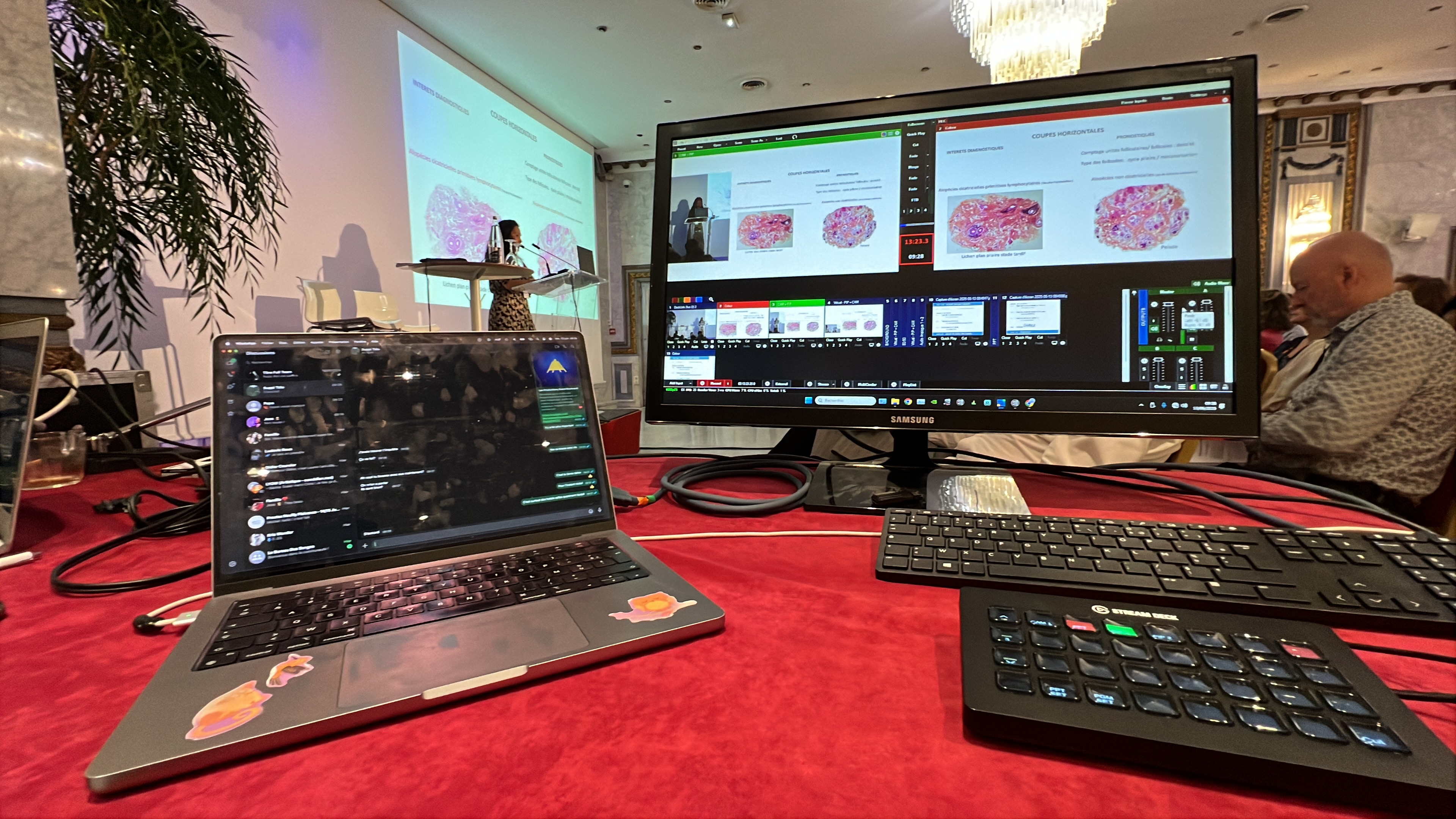 vMix ou ATEM : quelle régie pour votre live ?